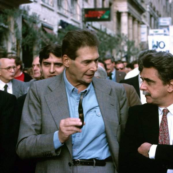 Achille Occhetto s odborářem Lucianem Lamou v roce 1986