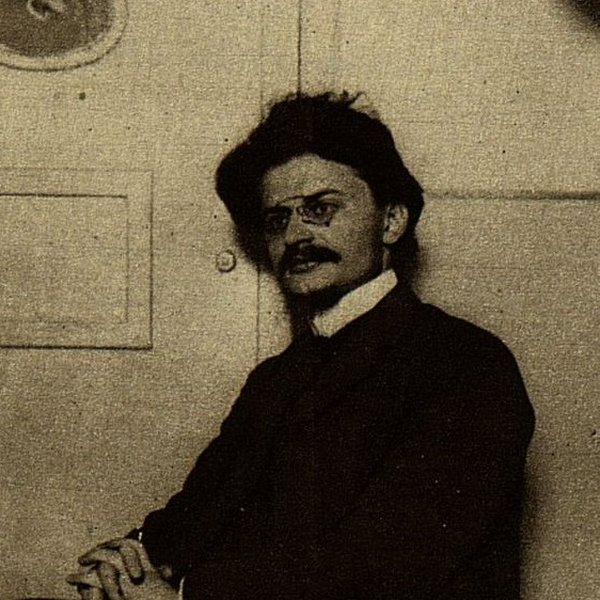 Lev Trockij v cele Petropavlovské pevnosti v Petrohradu v roce 1906